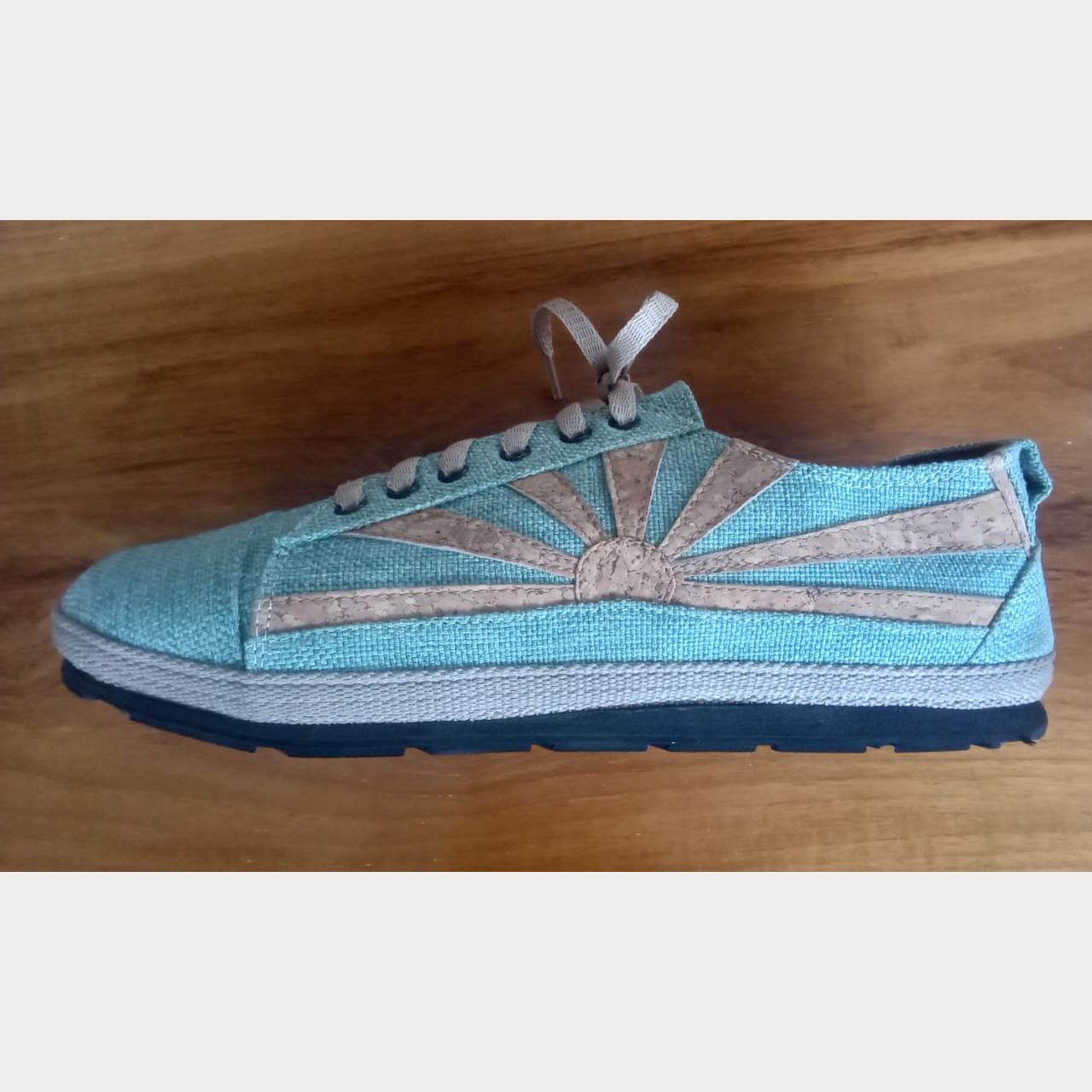 Sepatu Kets Rami